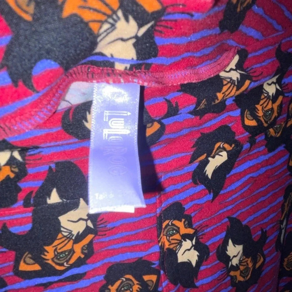 Lularoe Disney Lion King Scar Leggings Pants Size Tall And Curvy Villain Rare - Picture 3 of 5